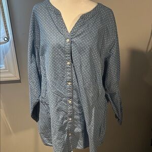 Croft & Barrow Blue and White Polka Dot Shirt